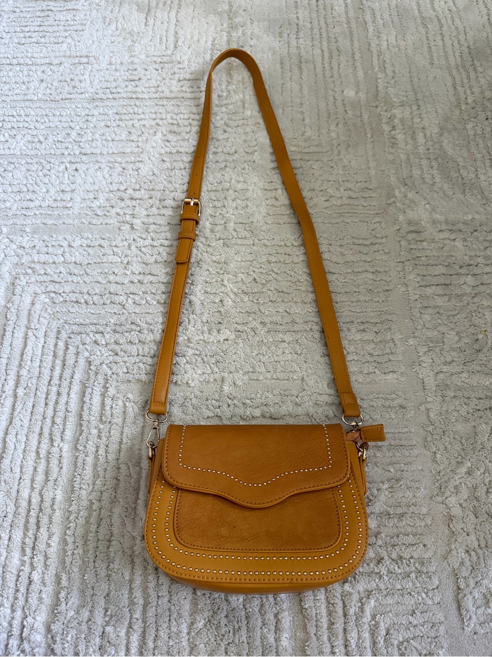 Madison WesMustard Yellow Crossbody Shoulder Bag